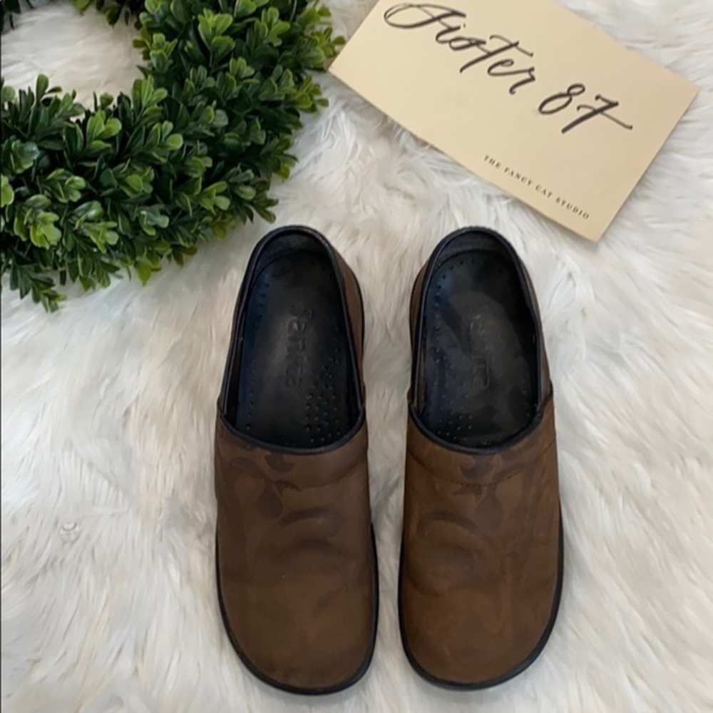 Sanita Brown Leather Cloggs